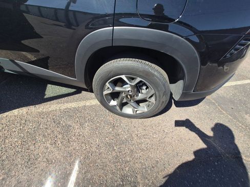 Used 2025 Chevrolet Trax LT image 10