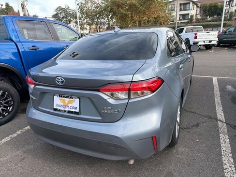 Certified 2024 Toyota Corolla LE image 5