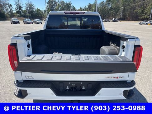 Used 2022 GMC Sierra 1500 AT4X image 7