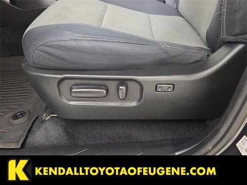 Used 2021 Toyota Tacoma TRD Off-Road image 19