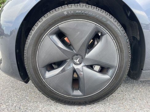 Used 2020 Tesla Model 3 RWD image 22