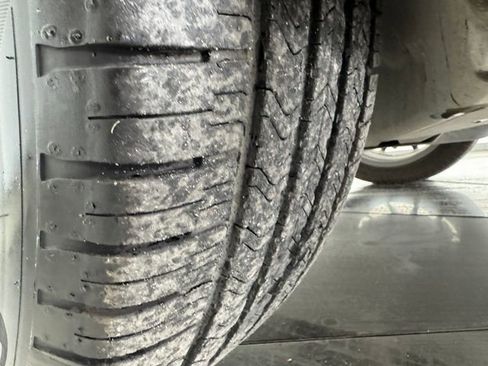 Used 2022 Mercedes-Benz GLC 300 4MATIC Coupe image 11