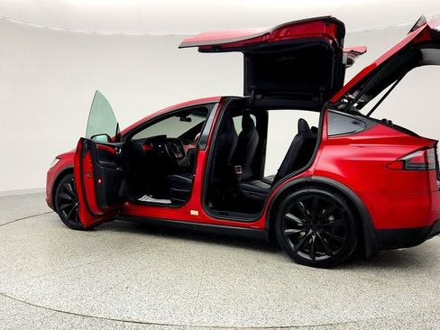 Used 2019 Tesla Model X 100D image 12