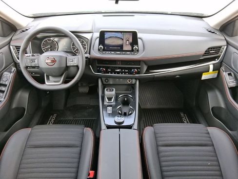 New 2026 Nissan Rogue SV AWD/4WD image 10