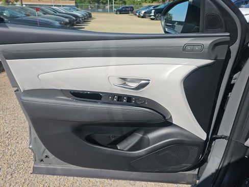 New 2026 Hyundai Tucson Limited FWD image 28