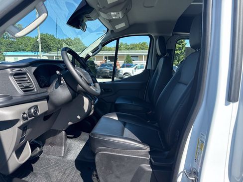 Used 2024 Ford Transit 250 Low Roof w/ Load Area Protection Package RWD image 9