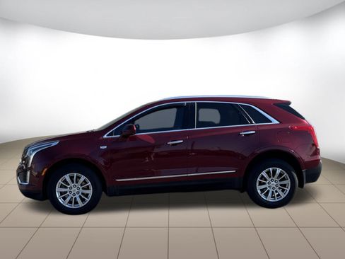 Used 2017 Cadillac XT5 FWD image 4