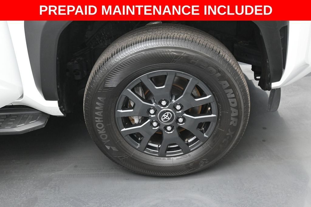 Certified 2025 Toyota 4Runner SR5 AWD/4WD image 34