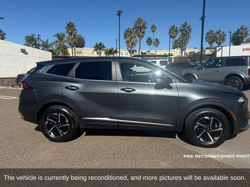 Used 2023 Kia Sportage LX AWD/4WD image 19