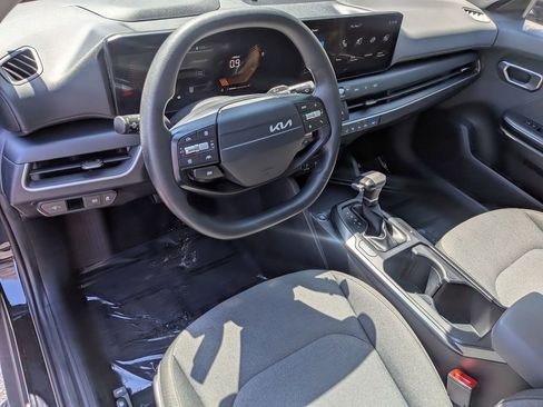 Used 2025 Kia K4 FWD image 13