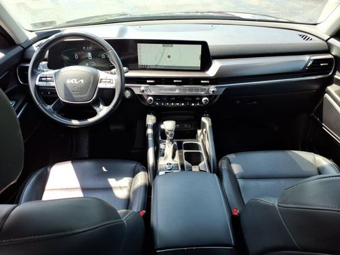 Certified 2023 Kia Telluride S w/ S Sunroof Package AWD/4WD image 18