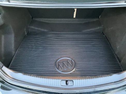 Used 2017 Buick Regal Premium image 39