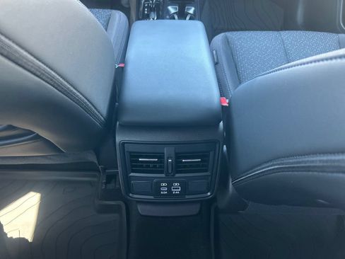 Certified 2026 Subaru Forester Premium AWD/4WD image 30