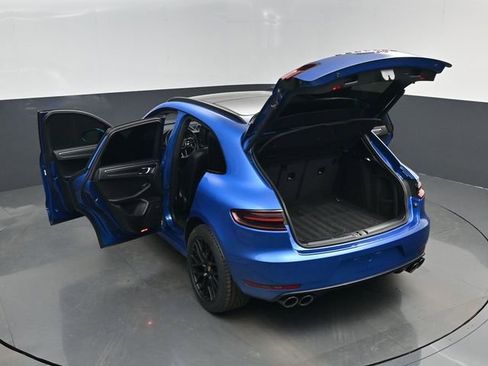 Used 2018 Porsche Macan GTS AWD/4WD image 30