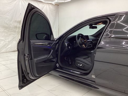 Used 2020 BMW 530i w/ M Sport Package RWD image 16