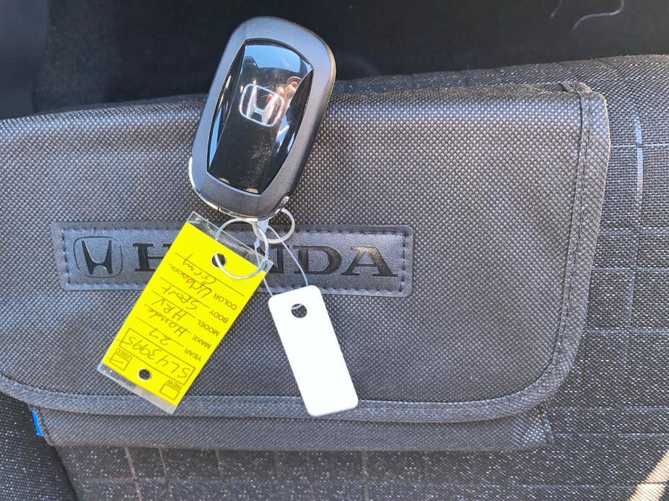 Used 2027 Honda HR-V Sport image 34