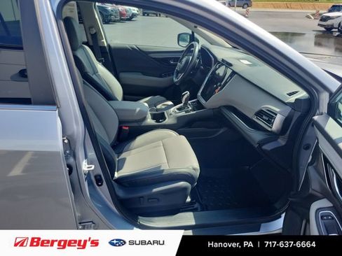 Used 2025 Subaru Outback Limited AWD/4WD image 10