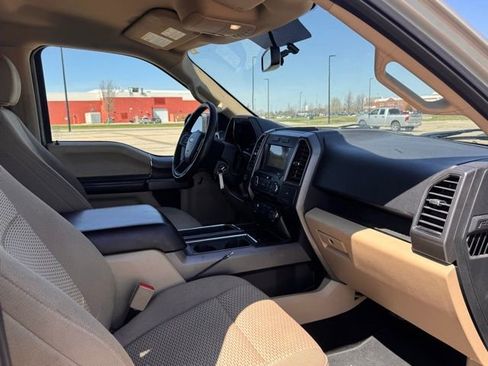 Used 2018 Ford F150 XLT w/ Equipment Group 302A Luxury AWD/4WD image 27