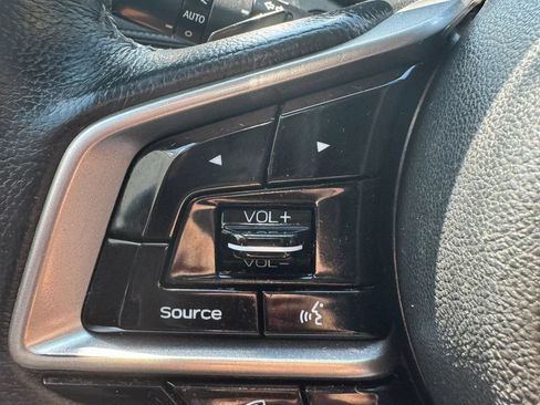 Used 2018 Subaru Outback 3.6R Limited AWD/4WD image 12