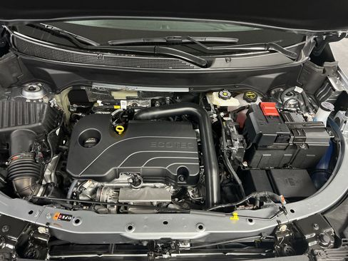 New 2026 Chevrolet Equinox LT w/ LPO, Floor Liner Package AWD/4WD image 64