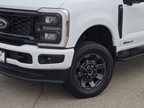 Used 2024 Ford F250 Lariat w/ Lariat Ultimate Package image 3