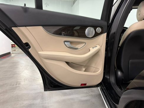 Used 2018 Mercedes-Benz C 300 C 300 4MATIC Sedan w/ Premium Package image 34