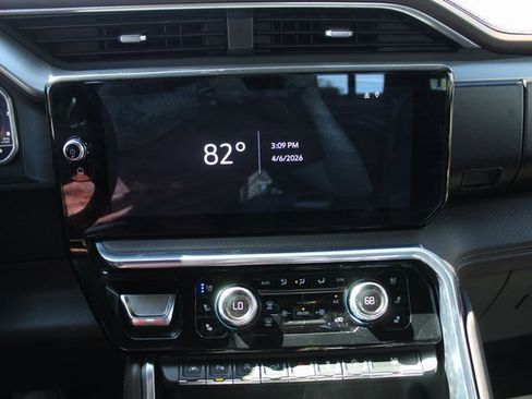 Used 2024 GMC Sierra 1500 Denali w/ Technology Package image 30