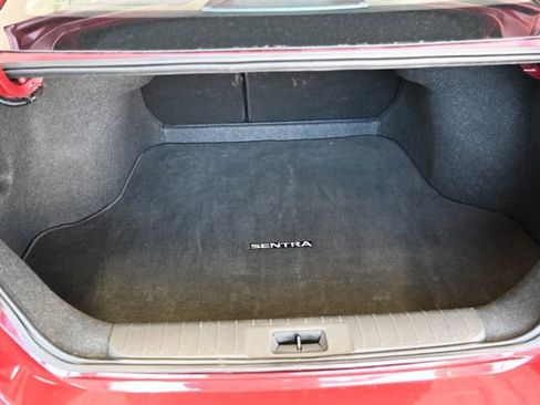 Used 2024 Nissan Sentra SV FWD image 28