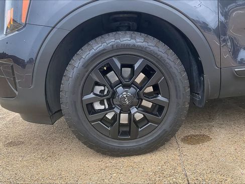 Certified 2025 Kia Telluride AWD image 8