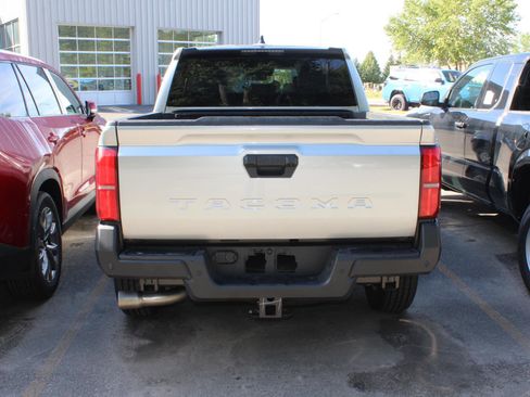 New 2025 Toyota Tacoma SR image 5