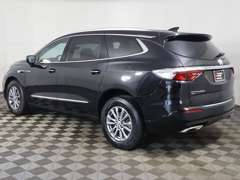 Used 2023 Buick Enclave Essence AWD/4WD image 11