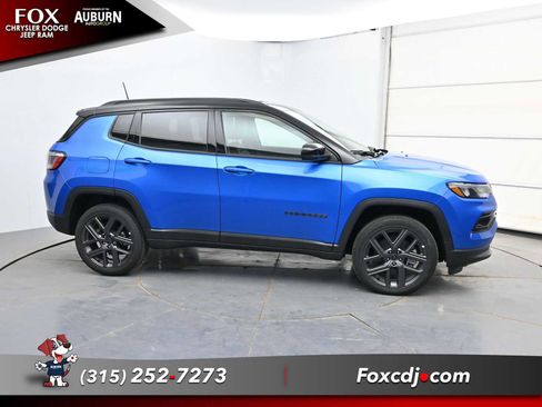 New 2026 Jeep Compass Limited image 39