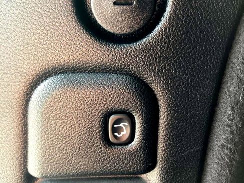 Used 2023 Dodge Durango GT image 21