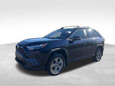 Used 2024 Toyota RAV4 XLE w/ Convenience Package image 1