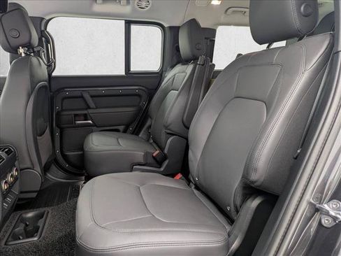 New 2026 Land Rover Defender 130 X-Dynamic SE AWD/4WD image 12