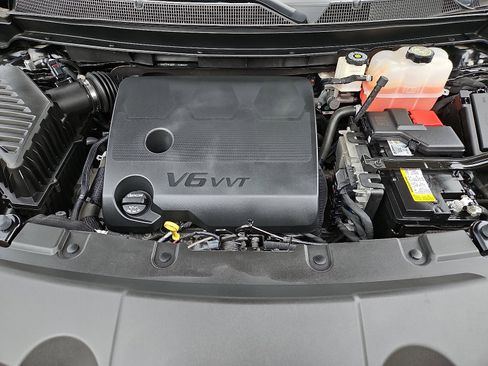 Certified 2023 Chevrolet Traverse LT w/ Rear Camera Mirror Package image 27