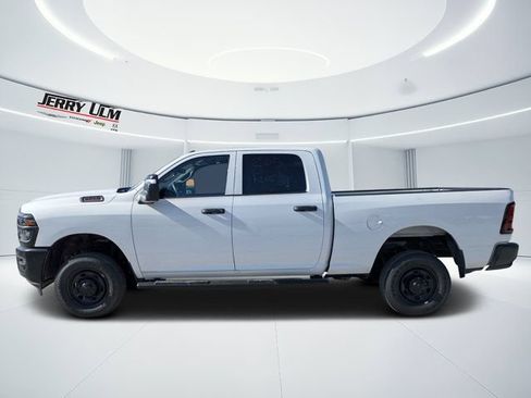 New 2026 RAM 2500 Tradesman AWD/4WD image 6