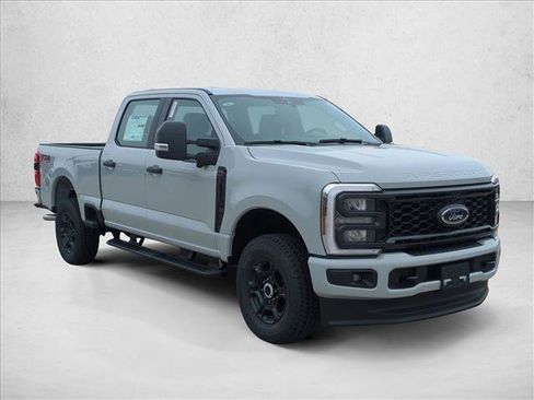 New 2026 Ford F250 XL w/ STX Appearance Package AWD/4WD image 7