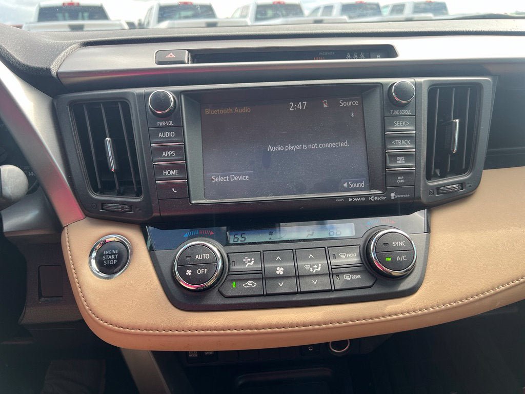 Used 2017 Toyota RAV4 XLE FWD image 18