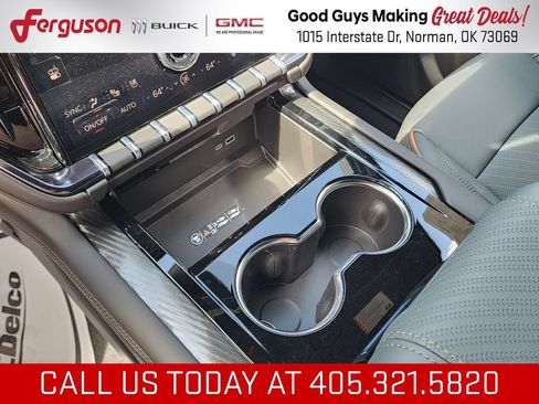 New 2026 GMC Yukon XL AT4 w/ AT4 Premium Plus Package AWD/4WD image 34