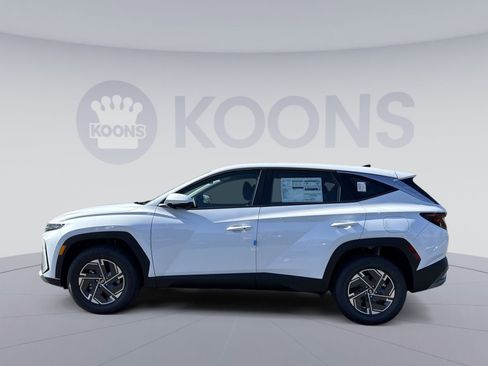 New 2026 Hyundai Tucson Blue SE AWD/4WD image 2