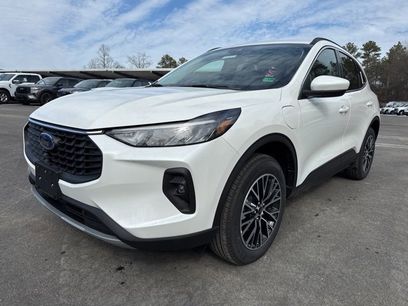 New 2026 Ford Escape SE