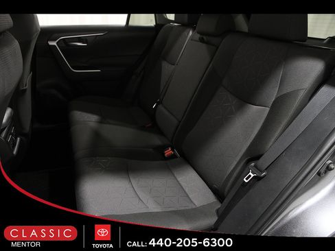 Certified 2025 Toyota RAV4 XLE FWD image 19