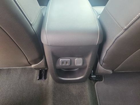Used 2018 GMC Canyon SLT w/ Driver Alert Package AWD/4WD image 10