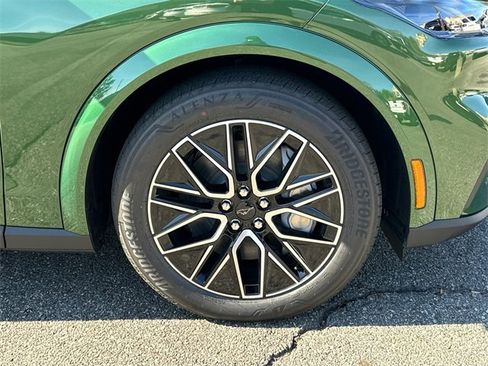 New 2025 Ford Mustang Mach-E Premium image 12