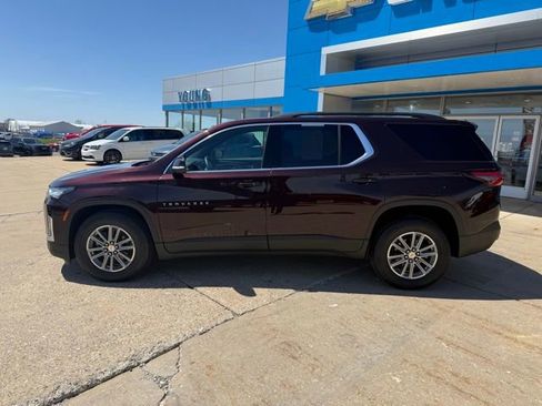 Used 2023 Chevrolet Traverse LT w/ LPO, Floor Liner Package AWD/4WD image 2