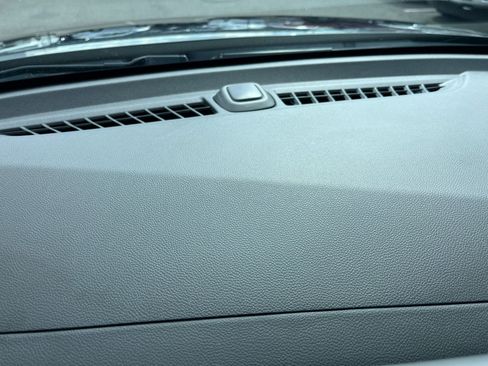 Used 2025 Chevrolet TrailBlazer LT image 17