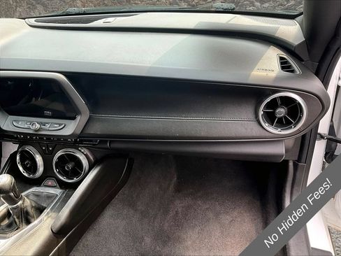 Used 2017 Chevrolet Camaro LT w/ Technology Package RWD image 14