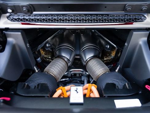 Certified 2023 Ferrari 296 GTS image 18