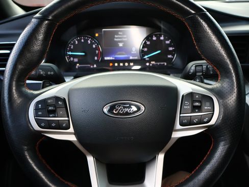 Used 2022 Ford Explorer Timberline image 14